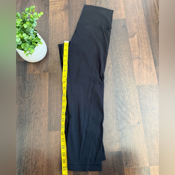 Lululemon Align Crop Legging - Picture 6 of 8